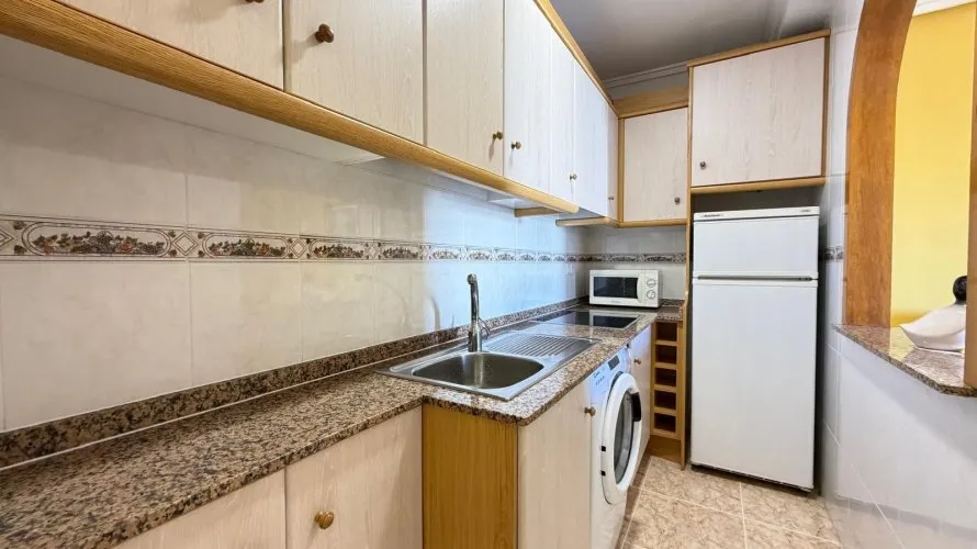 Ático de 2 dormitorios en Torrevieja, España No. 2927 № 6