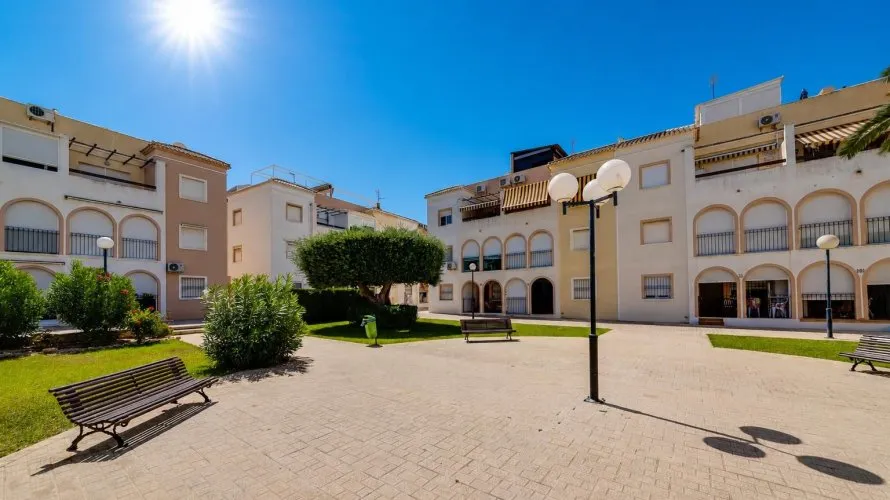 Bungalow de 60m² en Torrevieja, España No. 3080 № 5