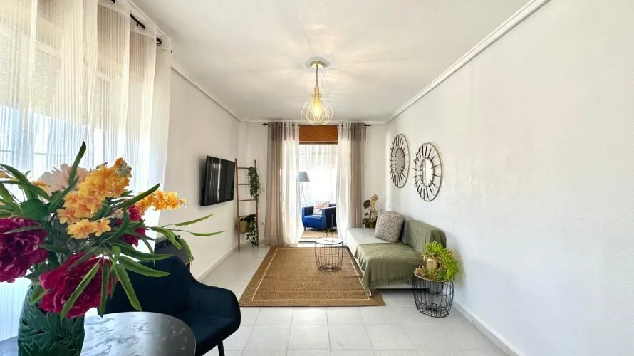 Apartamento de 1 dormitorio en Torrevieja, España No. 3035 № 10