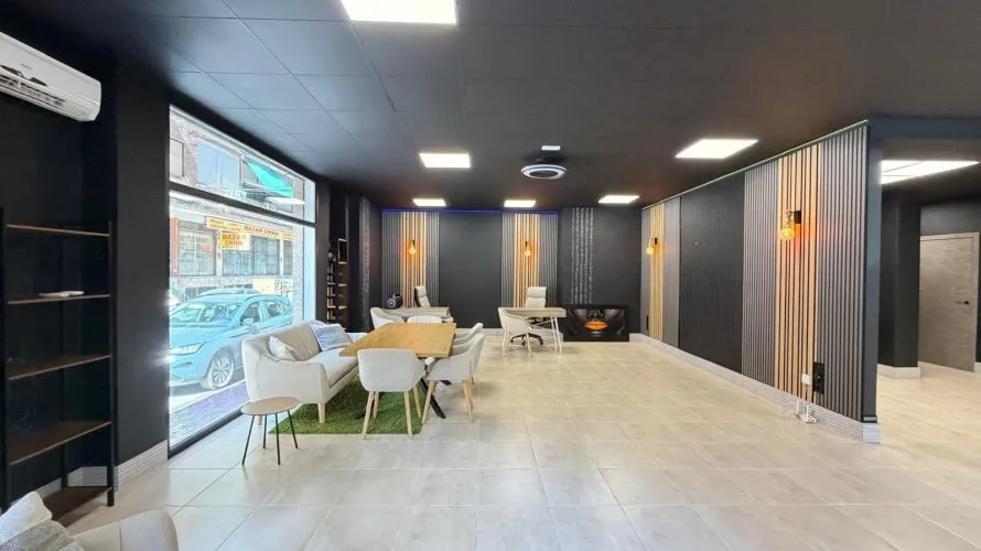 Propiedad comercial de 121m² en Torrevieja, España No. 3085 № 27