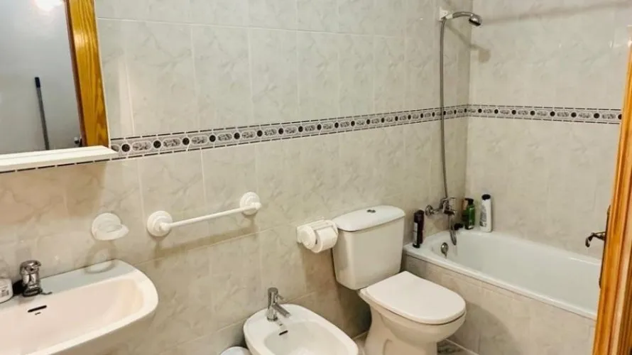 Apartamento de 2 dormitorios en Torrevieja, España No. 2956 № 12