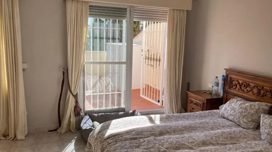 Apartamento de 5 dormitorios en Alicante, España No. 2809 № 22