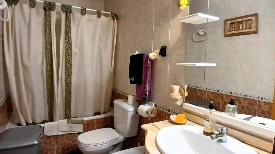 Bungalow de 2 dormitorios en Guardamar del Segura, España No. 3022 № 2