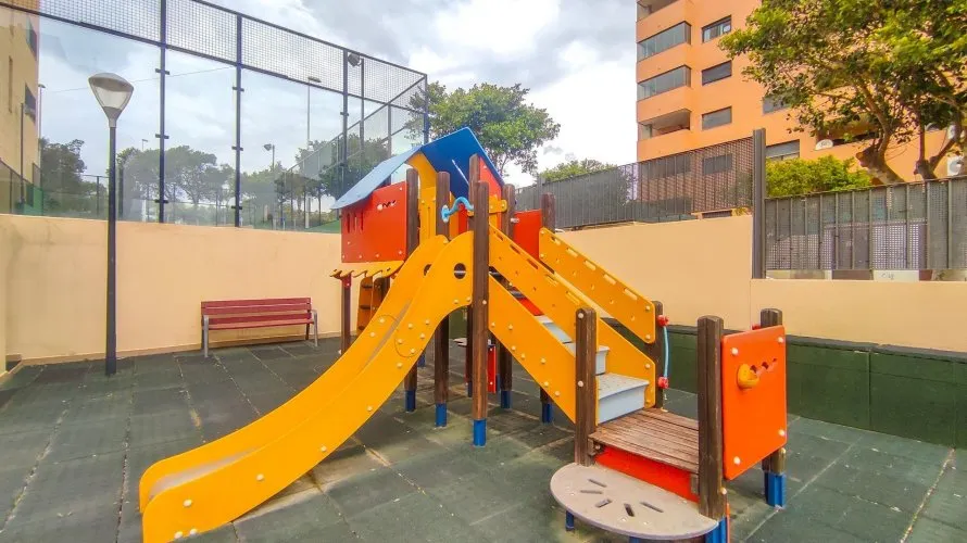 Apartamento de 2 dormitorios en Villajoyosa, España No. 2733 № 3