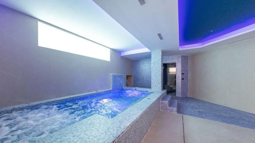 Villa de 4 dormitorios en Benidorm, España No. 2924 № 17