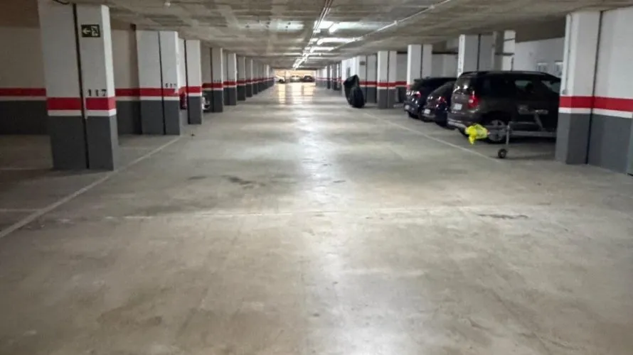 Estacionamiento de 13m² en Torrevieja, España No. 3101 № 2