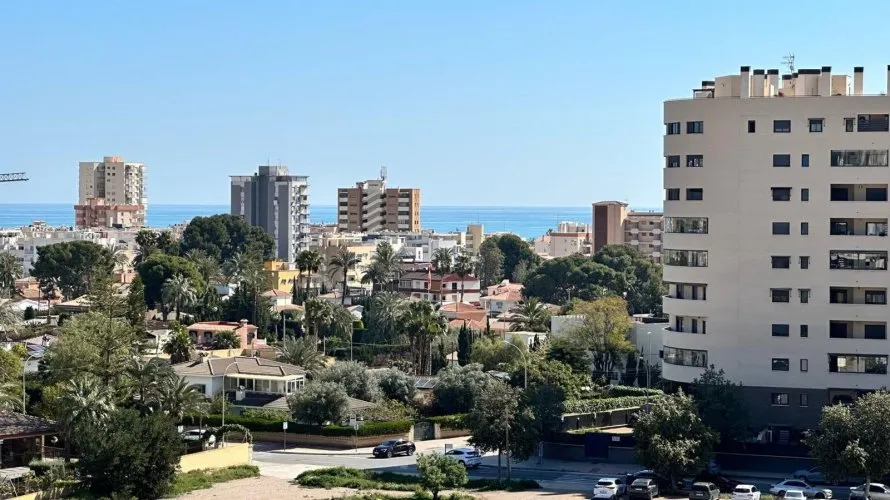 Apartamento de 3 dormitorios en Alicante, España No. 2914 № 6