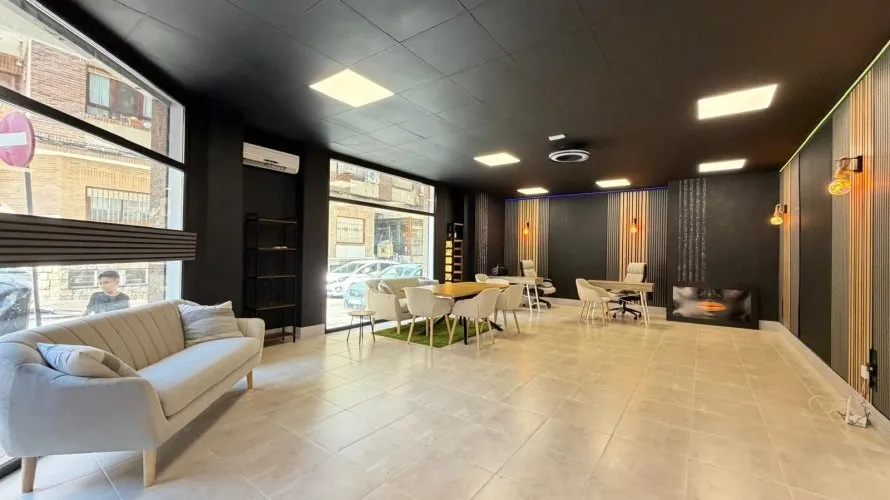 Propiedad comercial de 121m² en Torrevieja, España No. 3085 № 26