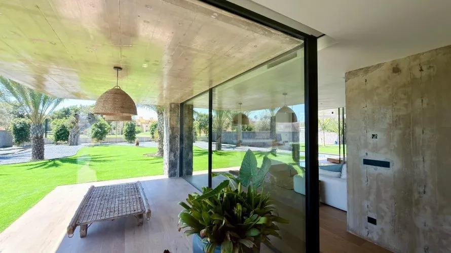 Villa de 3 dormitorios en Alicante, España No. 2748 № 5