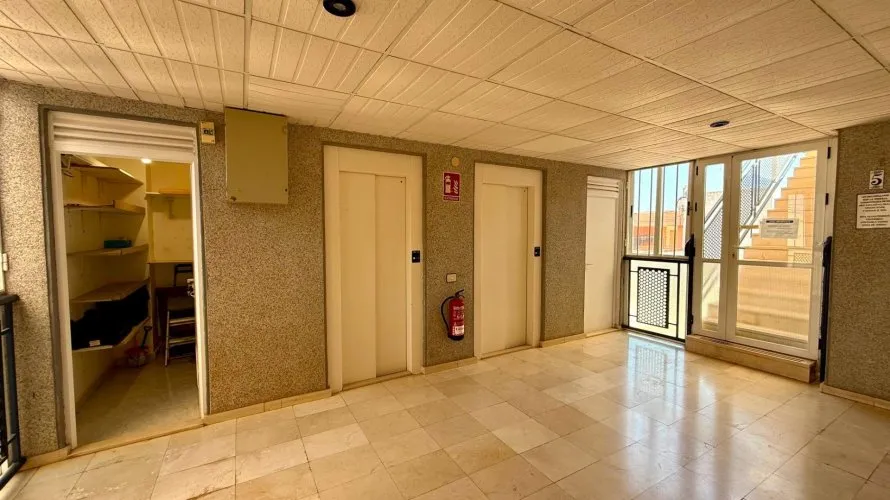 Ático de 2 dormitorios en Torrevieja, España No. 2749 № 4