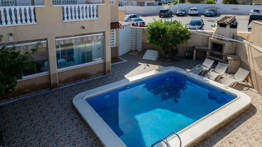 Apartamento de 102m² en Los Altos, España No. 2790 № 27