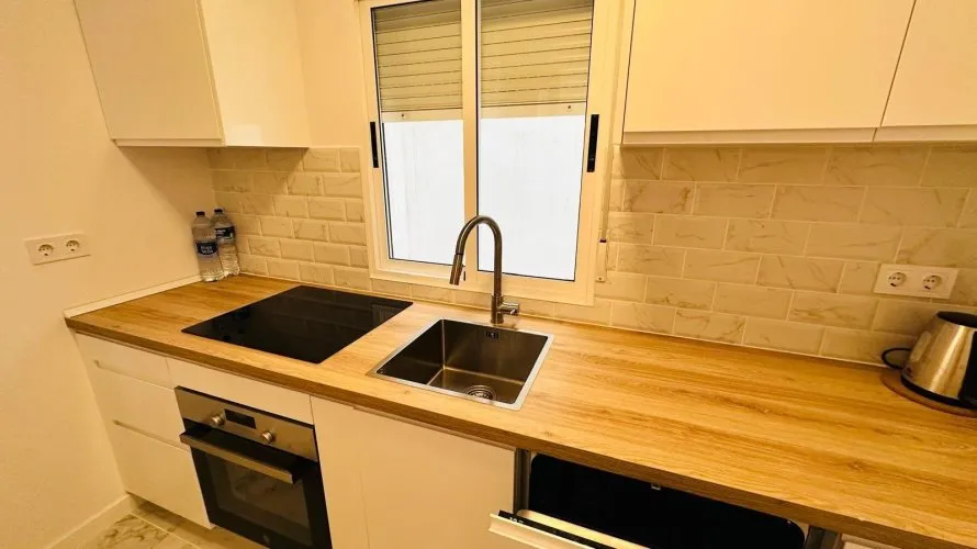 Apartamento de 2 dormitorios en Torrevieja, España No. 2956 № 6