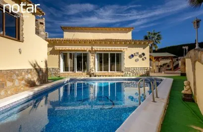 Villa de 464m² en Almoradí, España No. 2794
