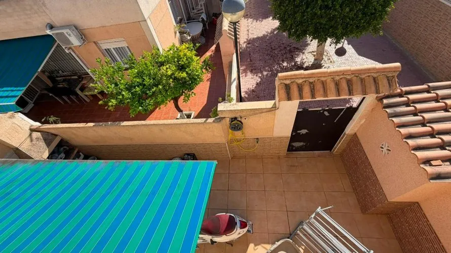 Сasa de 3 dormitorios en Torrevieja, España No. 2820 № 19