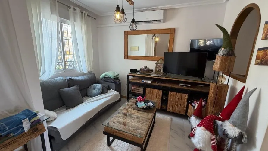 Bungalow de 3 dormitorios en Torrevieja, España No. 3132 № 21