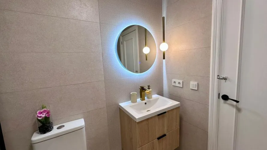 Apartamento de 2 dormitorios en Torrevieja, España No. 2822 № 18