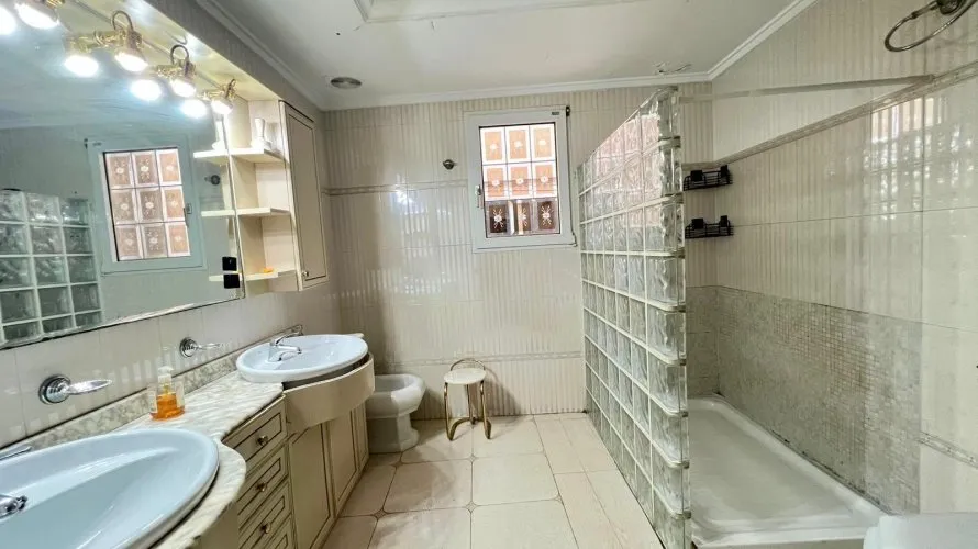 Apartamento de 4 dormitorios en Torrevieja, España No. 3028 № 16
