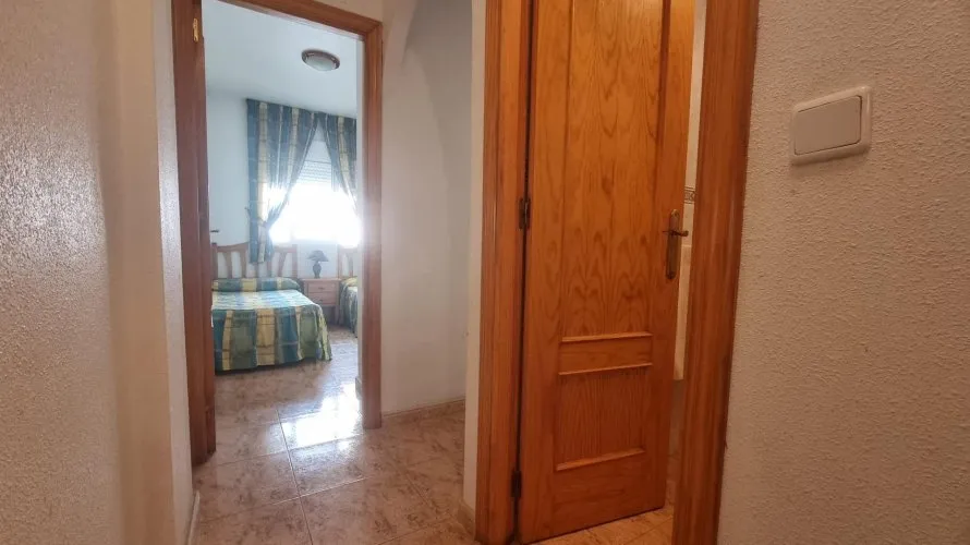 Apartamento de 2 dormitorios en Torrevieja, España No. 2950 № 10