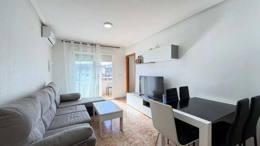 Apartamento de 2 dormitorios en Torrevieja, España No. 3002 № 13