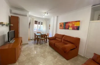 Apartamento de 2 dormitorios en Torrevieja, España No. 2987