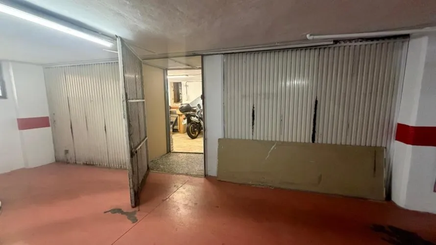 Propiedad comercial de 145m² en Torrevieja, España No. 2742