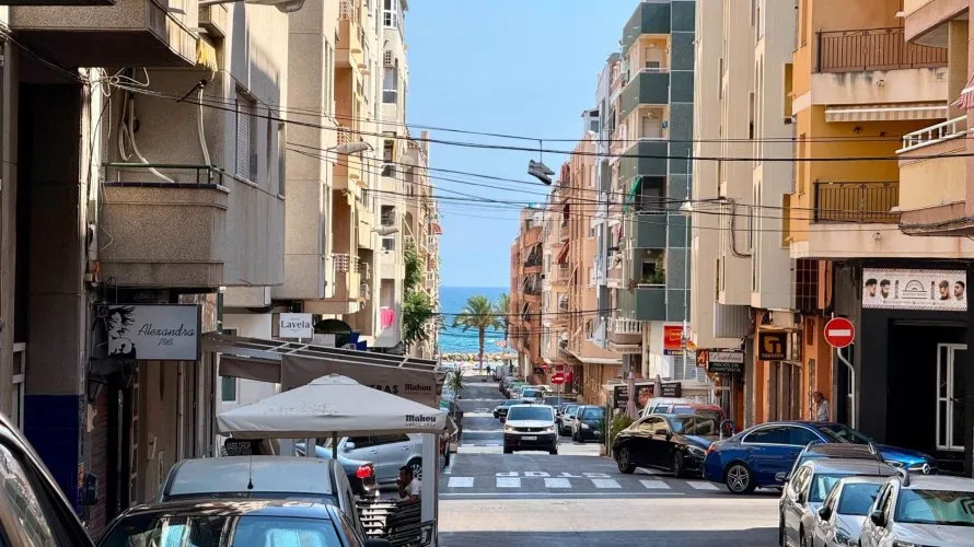 Ático de 2 dormitorios en Torrevieja, España No. 2749 № 24