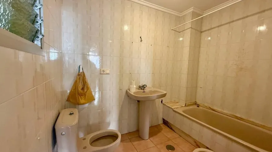 Apartamento de 3 dormitorios en Torrevieja, España No. 2984 № 12