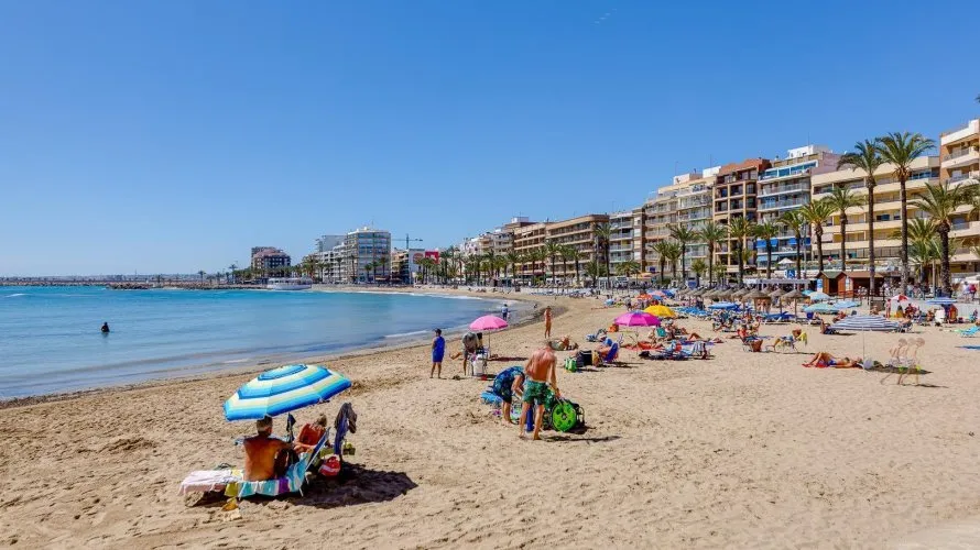 Ático de 2 dormitorios en Torrevieja, España No. 3076 № 1