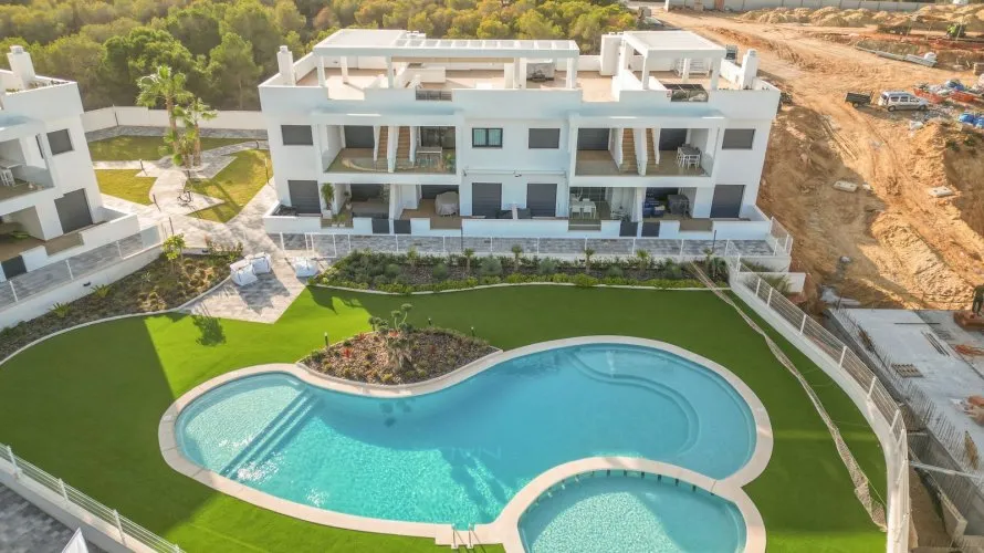 Apartamento de 75m² en Los Balcones, España No. 2776 № 27