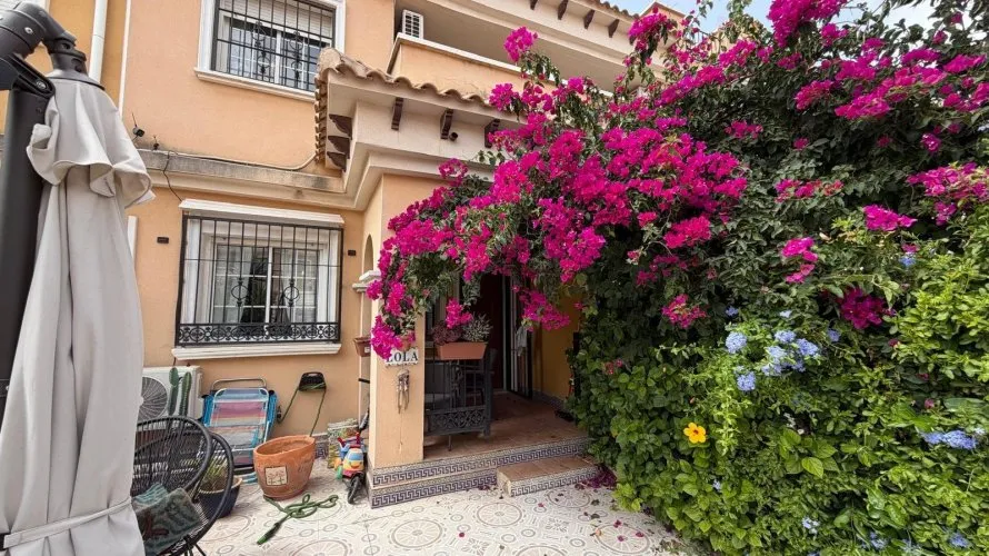 Bungalow de 3 dormitorios en Torrevieja, España No. 3132 № 28