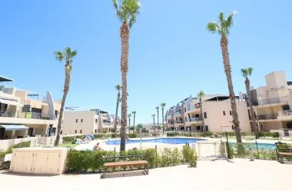 Apartamento de 2 dormitorios en Pilar de la Horadada, España No. 2817