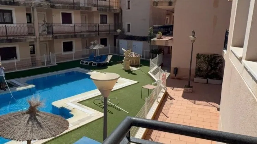 Apartamento de 2 dormitorios en Águilas, España No. 2969 № 5