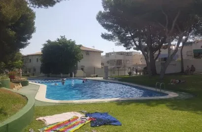 Bungalow de 1 dormitorio en Los Altos, España No. 2994