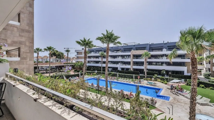 Apartamento de 98m² en La Zenia, España No. 2807 № 27