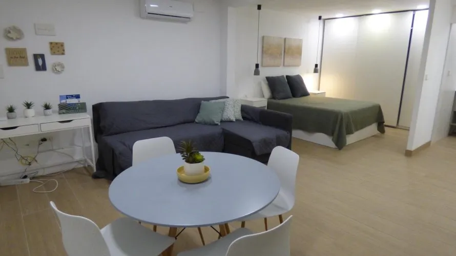Propiedad comercial de 50m² en Alicante, España No. 2946 № 5