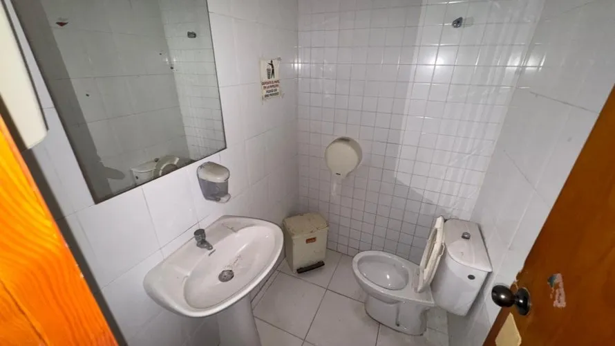 Propiedad comercial de 150m² en Torrevieja, España No. 2941 № 5