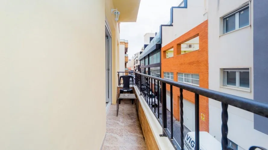 Apartamento de 1 dormitorio en Torrevieja, España No. 2990 № 4