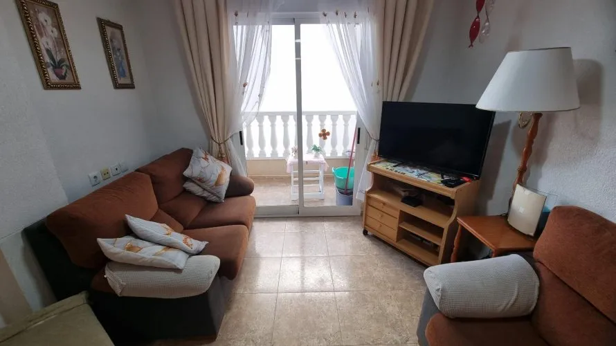 Apartamento de 2 dormitorios en Torrevieja, España No. 2976 № 1