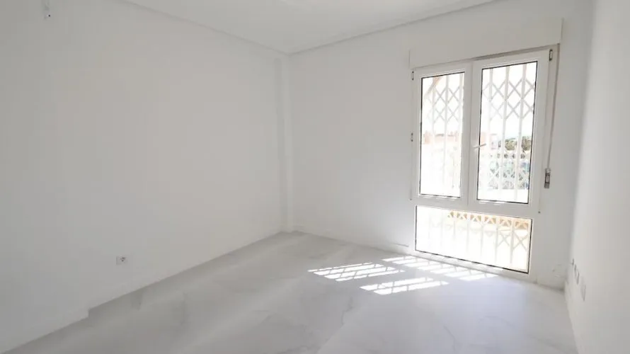 Ático de 2 dormitorios en Cabo Roig, España No. 2751 № 10
