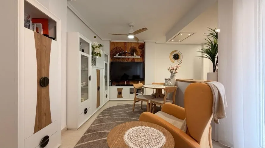 Apartamento de 3 dormitorios en Torrevieja, España No. 3037 № 22