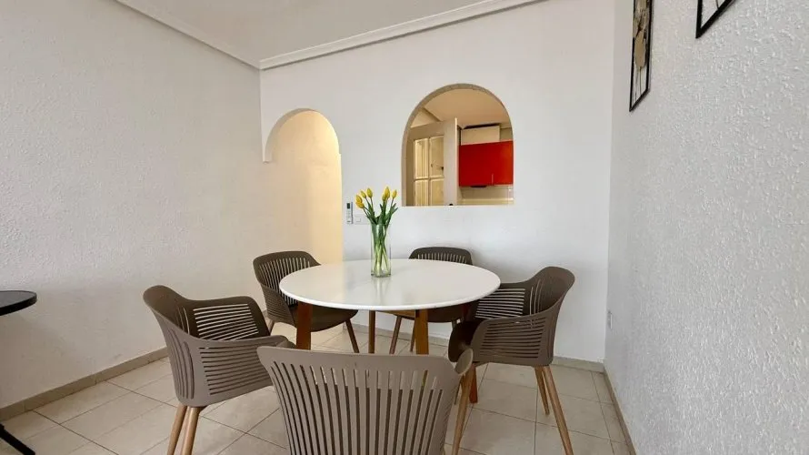 Apartamento de 2 dormitorios en Torrevieja, España No. 2972 № 25
