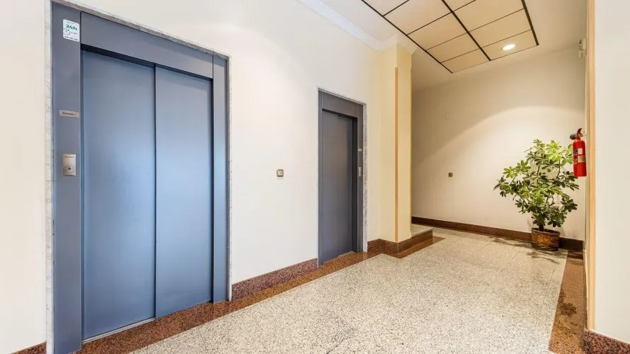 Apartamento de 3 dormitorios en Torrevieja, España No. 3046 № 2