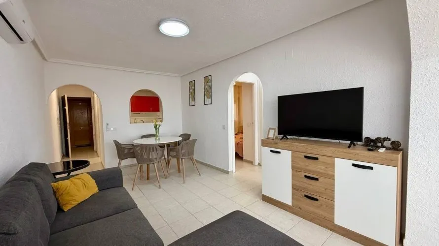 Apartamento de 2 dormitorios en Torrevieja, España No. 2972 № 20