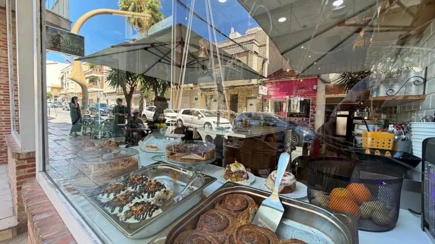 Propiedad comercial de 150m² en Torrevieja, España No. 3089 № 27
