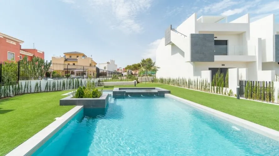 Bungalow de 3 dormitorios en Los Balcones, España No. 2771 № 26