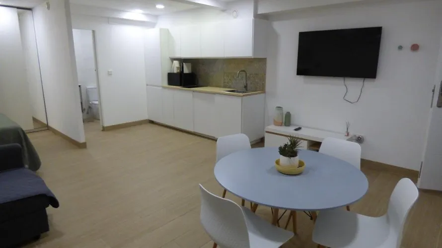 Propiedad comercial de 50m² en Alicante, España No. 2946 № 4