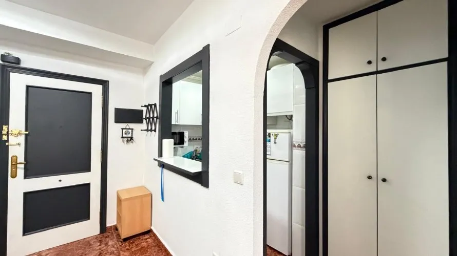 Apartamento de 1 dormitorio en Torrevieja, España No. 3001 № 21