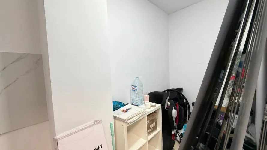 Propiedad comercial de 121m² en Torrevieja, España No. 3085 № 11