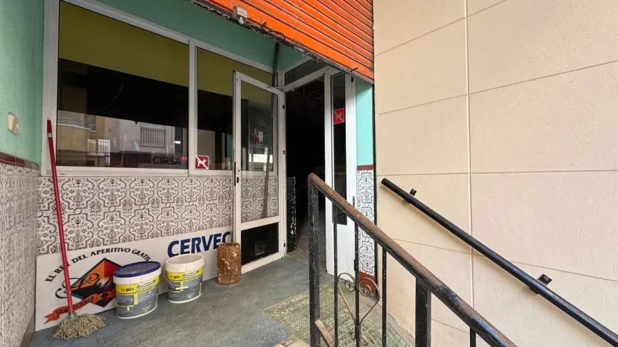 Propiedad comercial de 150m² en Torrevieja, España No. 2941 № 22