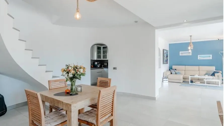 Villa de 247m² en Moraira, España No. 2738 № 15